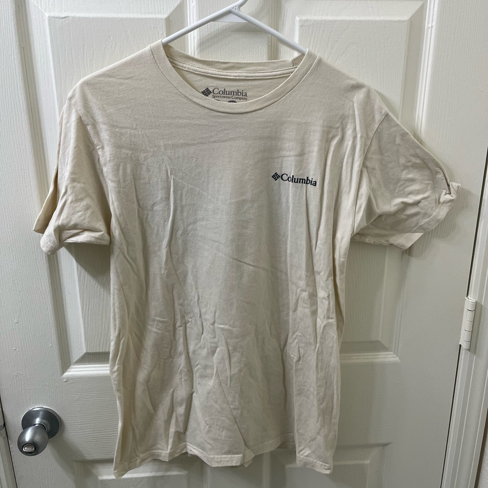 Columbia Men's Beige Short Sleeve Tee